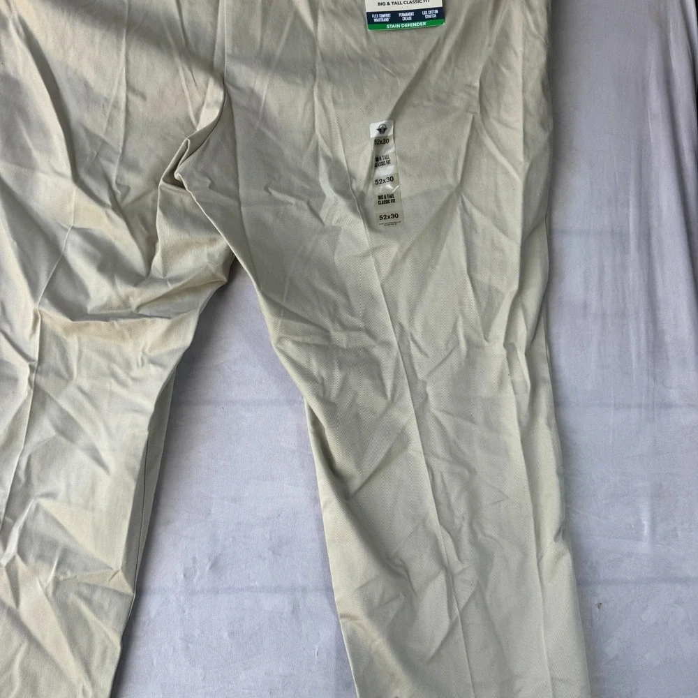 Dockers Signature Iron Free Khaki Pants Mens 52x30 Gray Flex Comfort Classic Fit